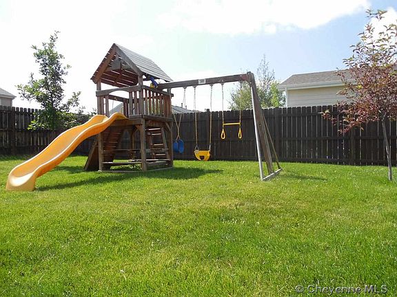 3rd image of 1913 Appaloosa Dr