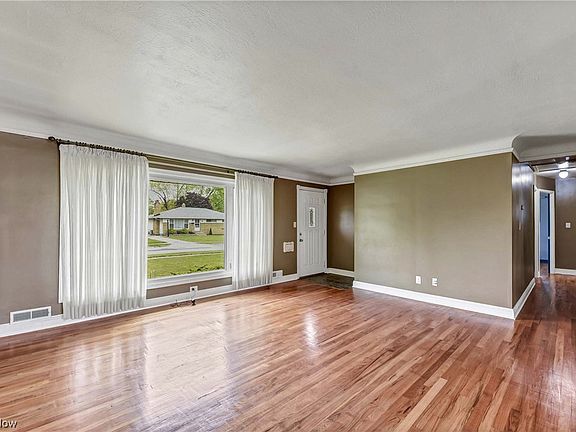 2nd image of 7582 Ann Arbor Dr
