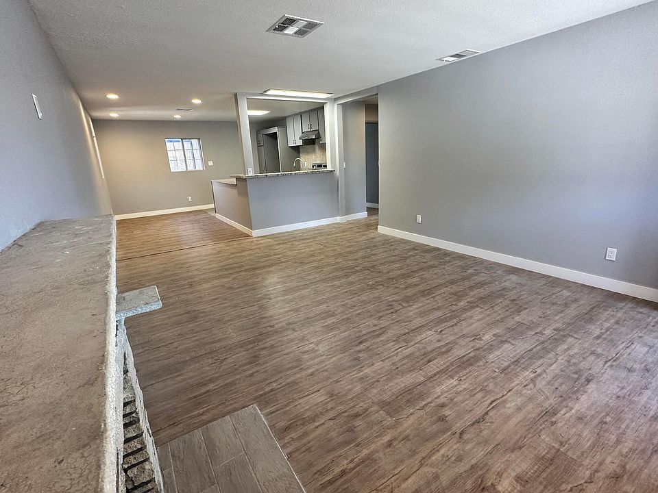 1st image of 9247 Palmetto Ave
