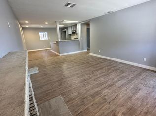 9247 Palmetto Ave, Fontana, CA