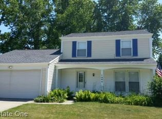 1864 Fleetwood Dr, Troy, MI 48098
