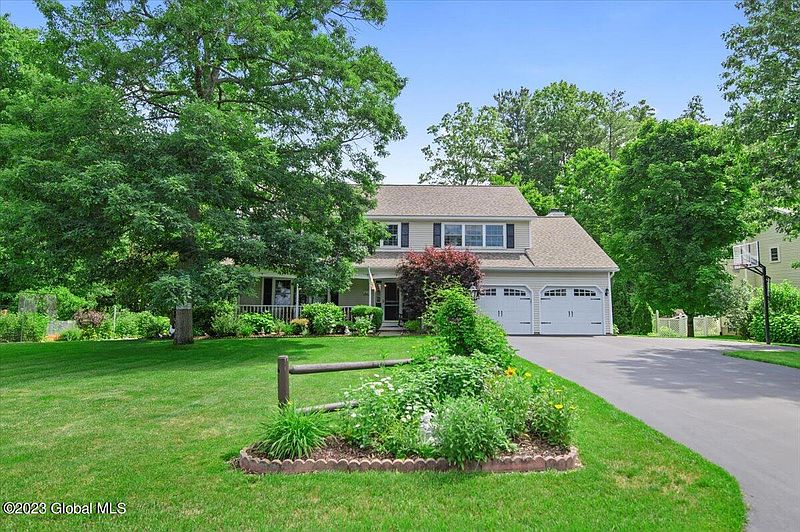 5th image of 22 Dandelion Drive