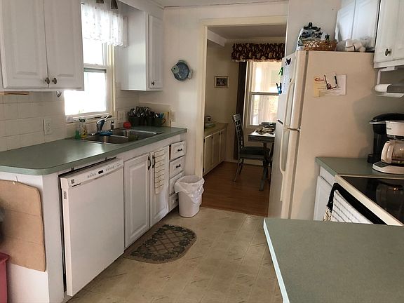 5th image of 1488 Blue Heron Dr