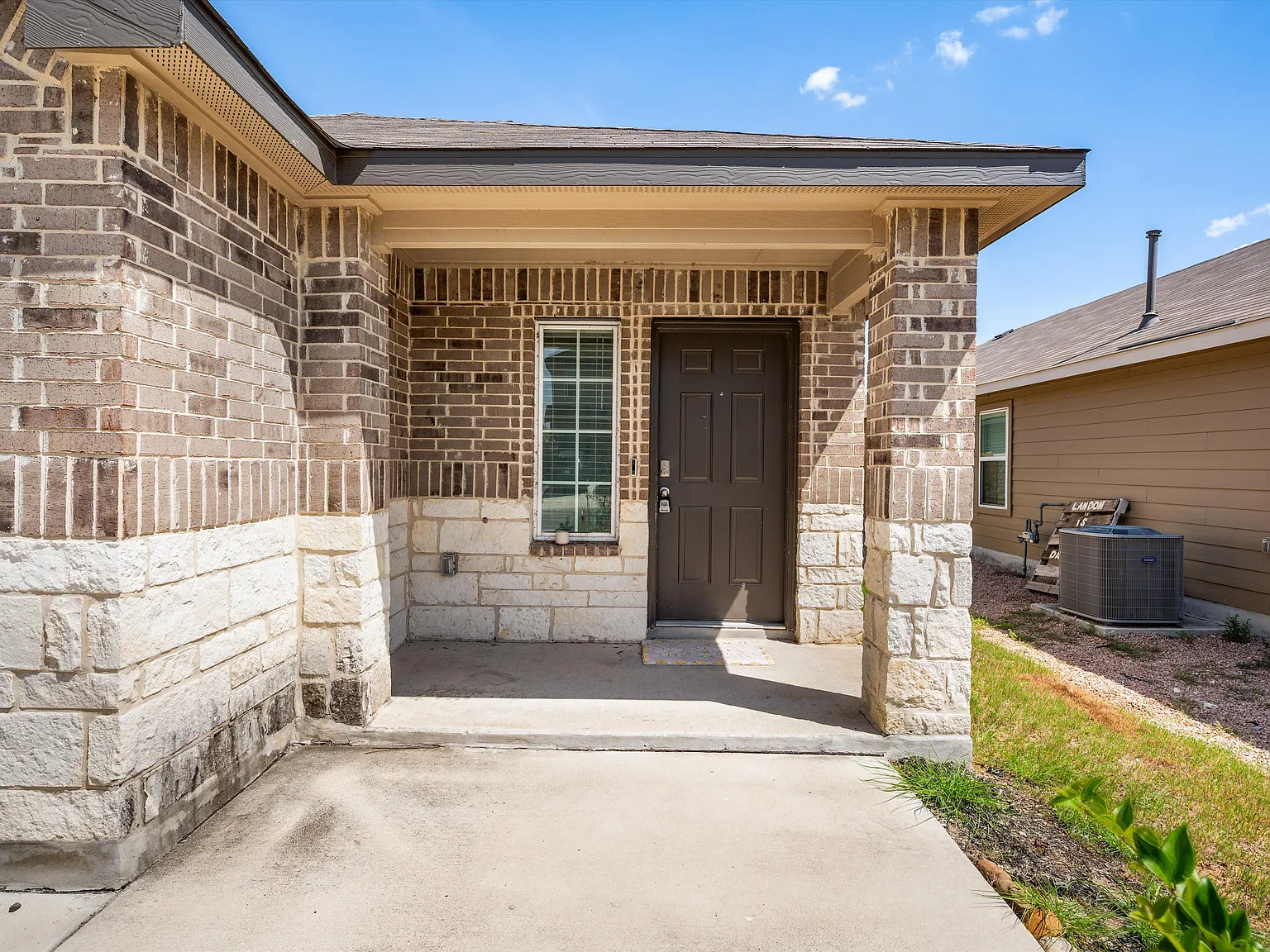 3 bed, 1457 sqft, $1,875 — Photo 4