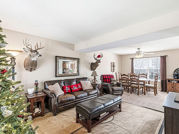 3rd image of 342 Brixton Woods Dr E