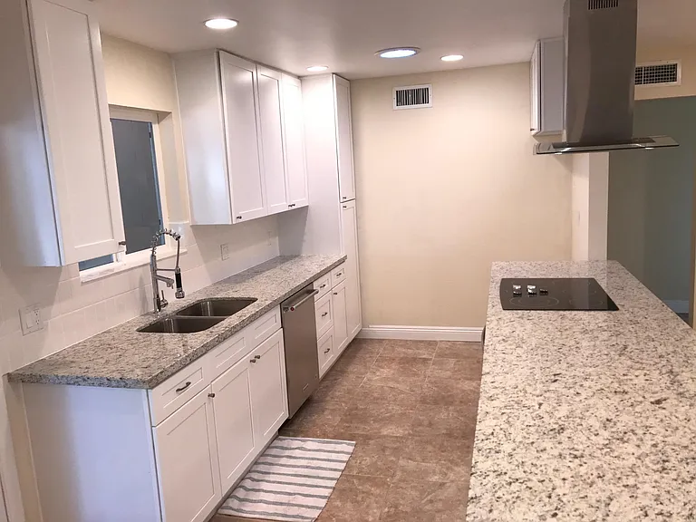 408 E Aepli Dr — Photo 3