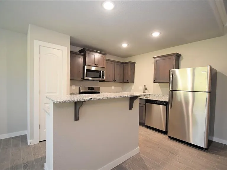 540 Vee St — Photo 5