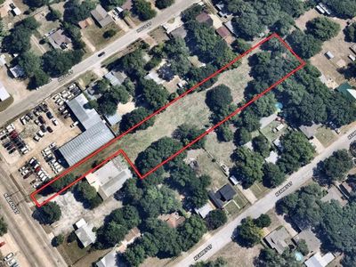 2106 N Beach St, Haltom City, TX, 76111