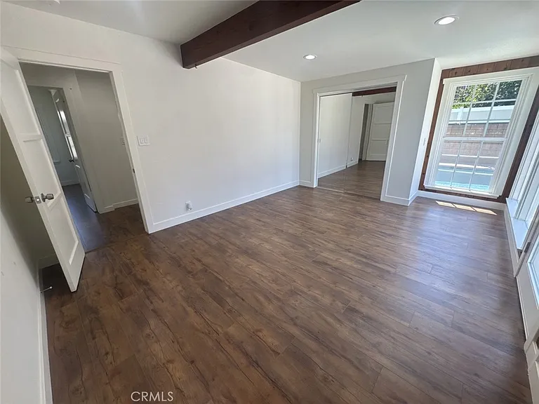 7245 Wish Ave — Photo 12