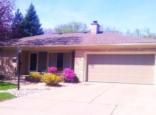 10 Pierce Ct, Appleton, WI 54914