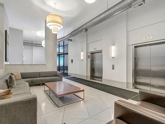 5th image of 758 N Larrabee St APT 517