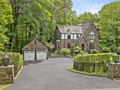 100 Mount Airy Road S, Croton On Hudson, NY, 10520