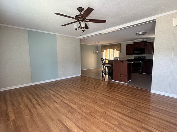 5th image of 4385 Erie Dr #969