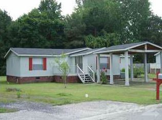 307 Grapevine Rd, Summerville, SC 29483