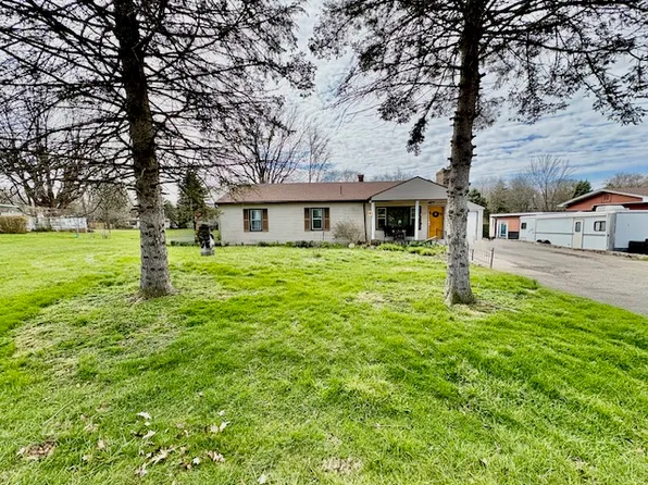 2937 Wylie Dr, Fairborn, OH 45324