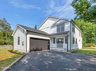 9 Pica Pl, Tinton Falls, NJ 07724