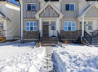 219 W Lynx Rd N, Lethbridge, AB T1H6Z5