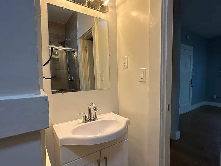 635 Elm Ave #10 — Photo 11