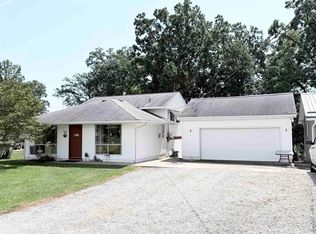 14977 12th Rd, Plymouth, IN 46563