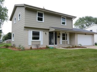 6892 N Burbank Ave, Milwaukee, WI 53224