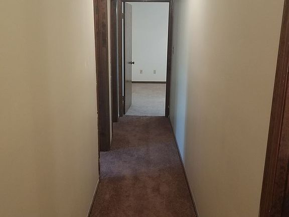 2nd image of 410 Pinebrook Dr