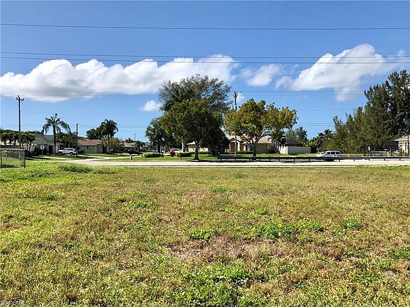 5th image of 3933 Agualinda Blvd