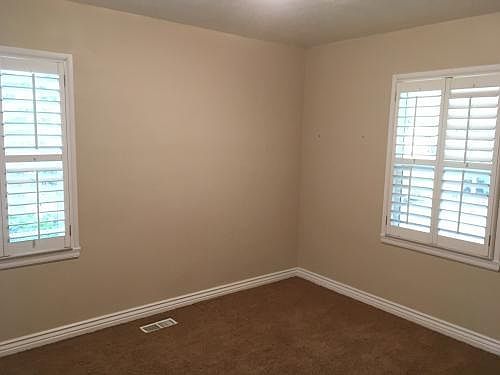5th image of 1920 E Sylvan Ave
