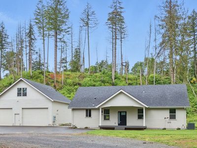 18283 S Clark Ln, Oregon City, OR, 97045
