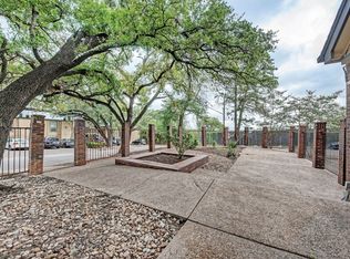 914 W 26th St APT 208, Austin, TX 78705