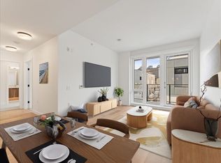 6859 Cambie St #201, Vancouver, BC V6P3G9