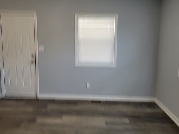 3rd image of 4113 Knollwood Dr