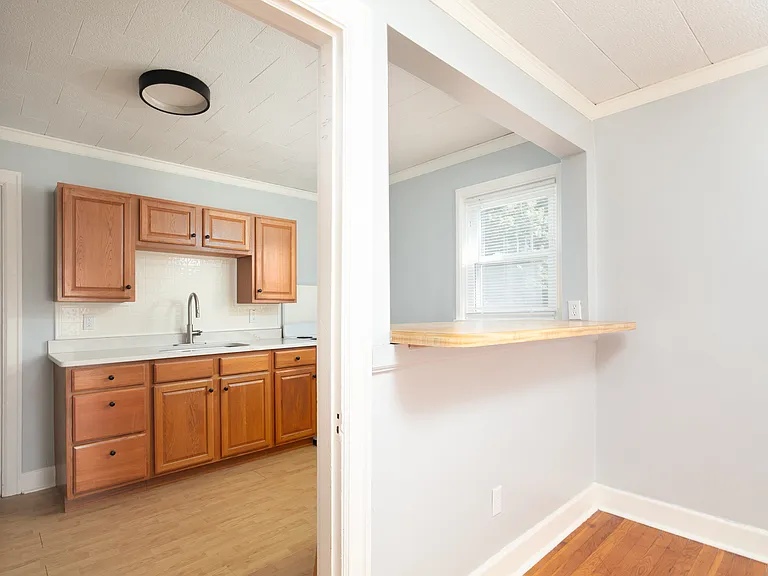 919 Bryan Ave #2 — Photo 5