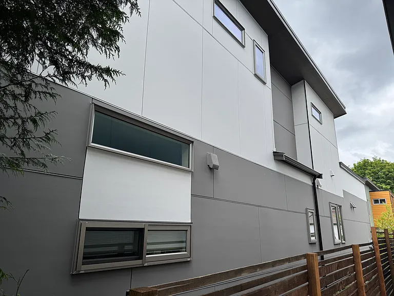 1471 14th Pl NE — Photo 17