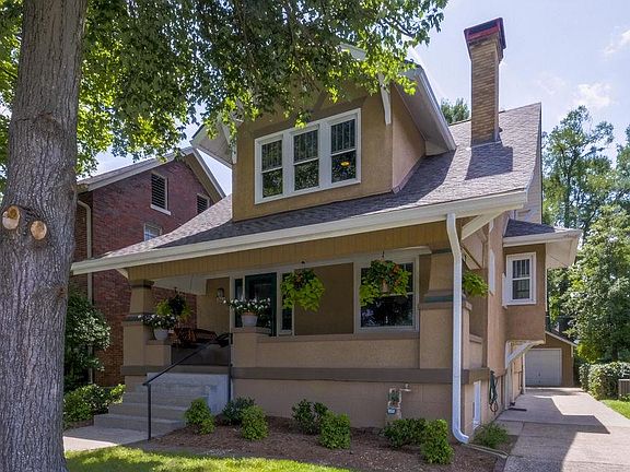 2nd image of 1862 Douglass Blvd