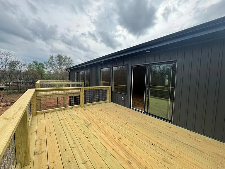 1503 Eisenhower St #A — Photo 6