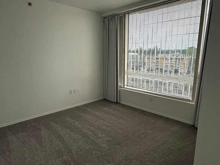 177 107th Ave NE #1014 — Photo 7