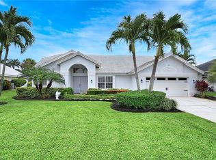 28900 Regis CT, BONITA SPRINGS, FL 34134