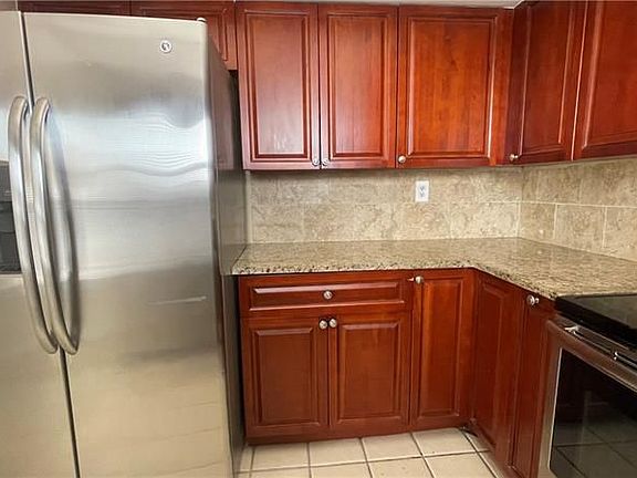 5th image of 3730 NW 115th Ave APT 3