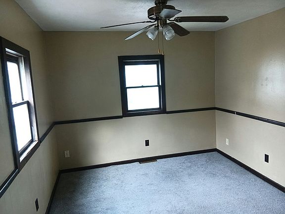 5th image of 622 Broad Ave NW #2