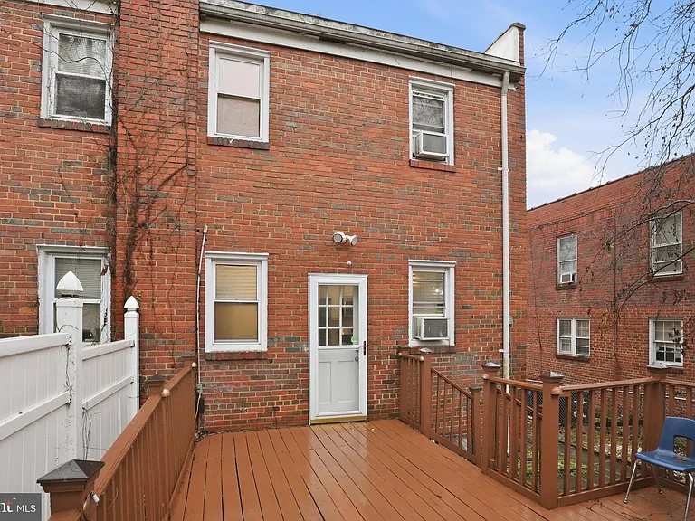 742 Congress St SE — Photo 14