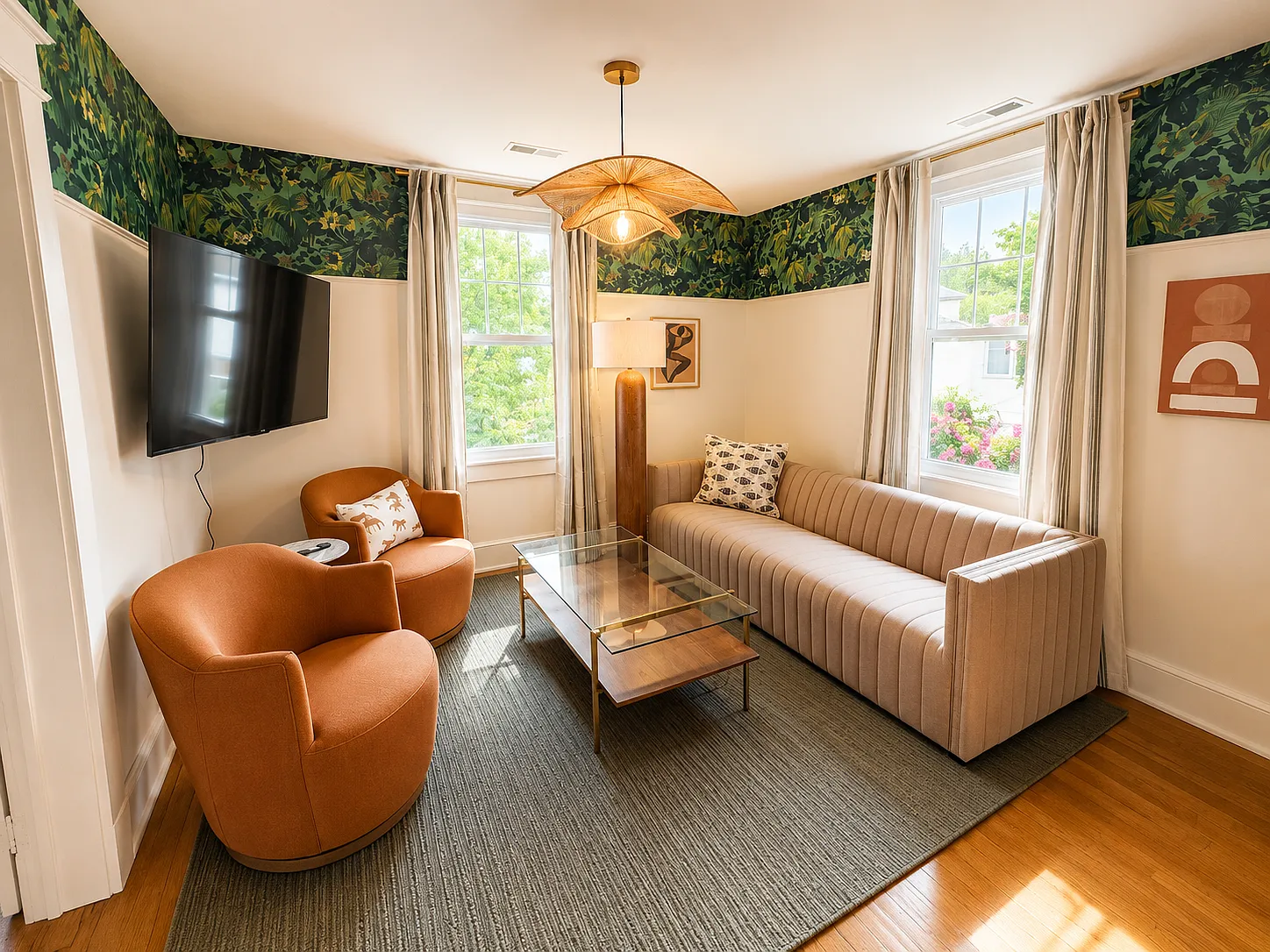 2 bed, 1000 sqft, $3,600 — Photo 3