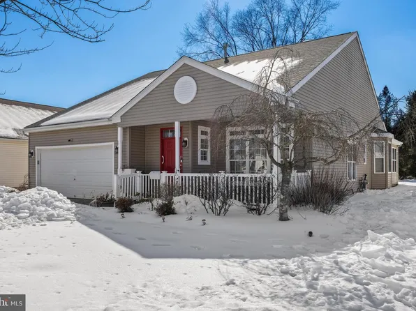 10 Mason Dr, Berlin, NJ 08009