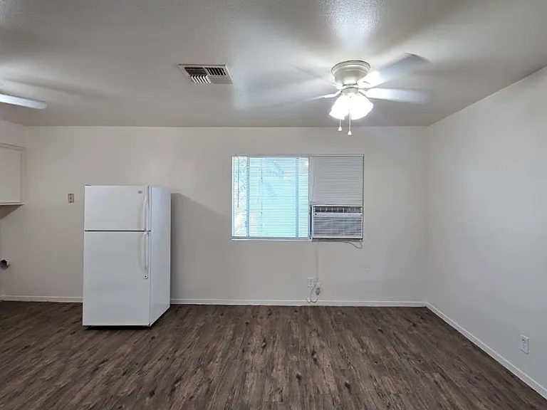 337 N San Pablo Ave #202 — Photo 3