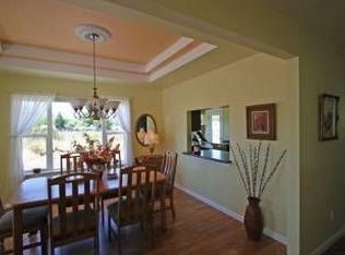 1015 Kamerin Springs Dr, Talent, OR 97540