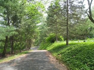 82 Horseshoe Rd, Wilton, CT 06897