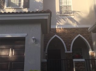 8897 SW 225th St, Cutler Bay, FL 33190