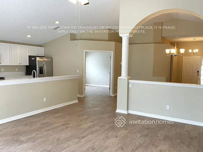 3997 Hillingdon Rd — Photo 3
