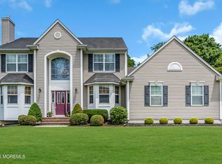 1667 Kalvel Ct, Toms River, NJ 08755