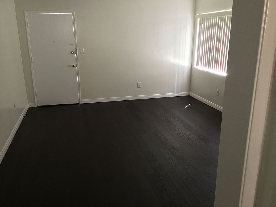 1st image of 527 E Hazel St APT 6