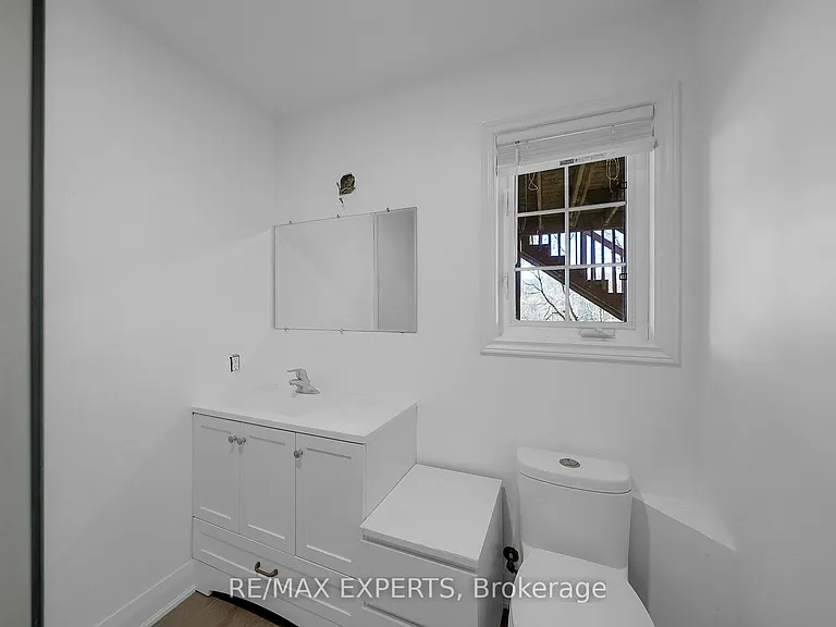 97 Franklin St #BASEMENT — Photo 10